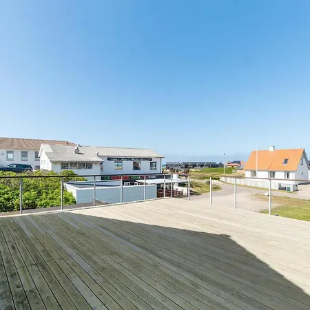 Lovely In With Kitchen