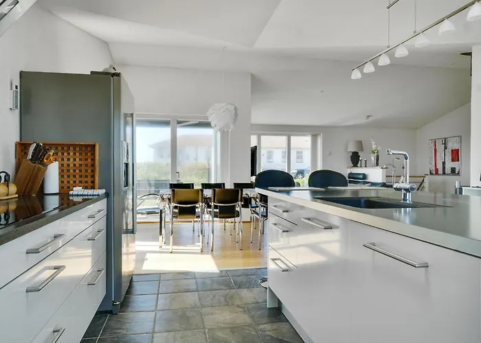 בית נופש Lovely In With Kitchen